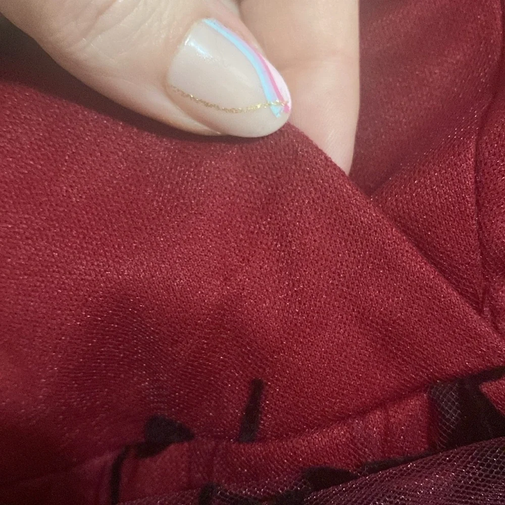 Shein Curve formal dark red and black formal dress - Picture 6 of 8